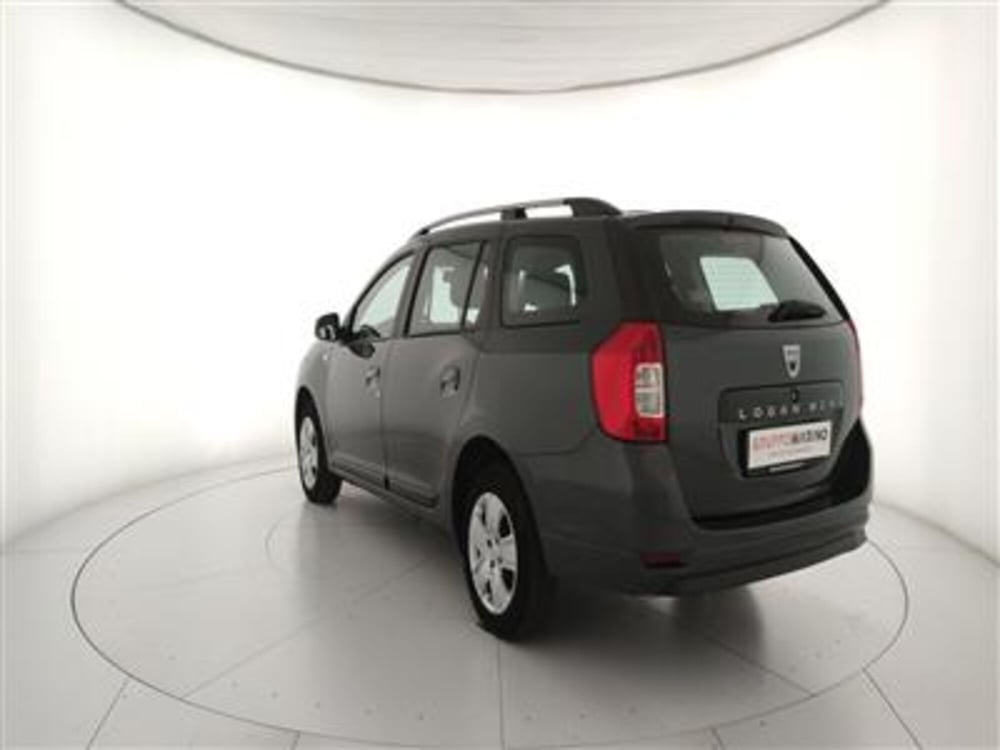 Dacia Logan usata a Bari (5)