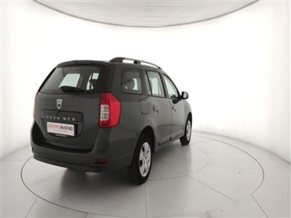 Dacia Logan usata a Bari (7)