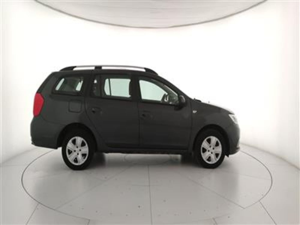 Dacia Logan usata a Bari (9)