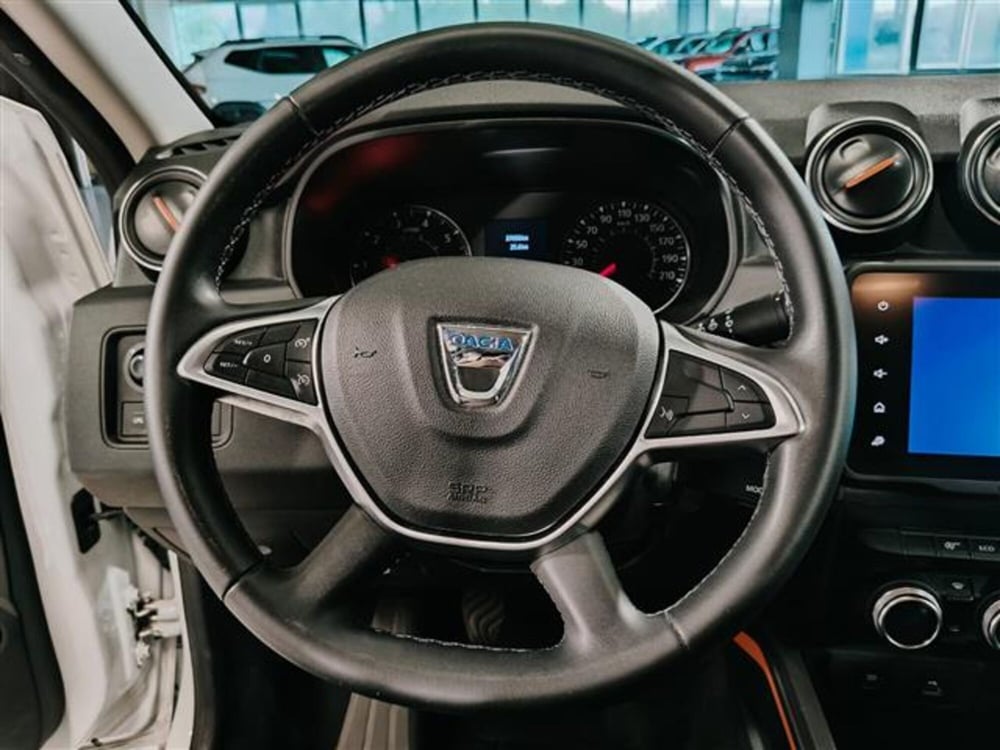 Dacia Duster usata a Brescia (13)