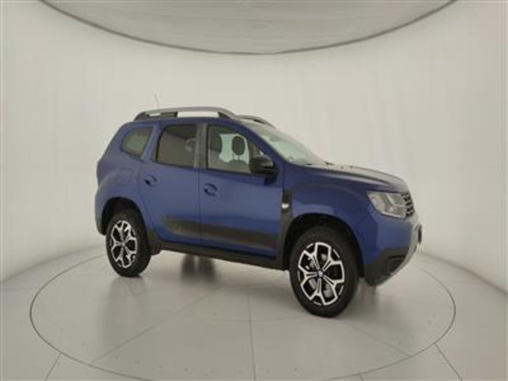 Dacia Duster usata a Bari (10)