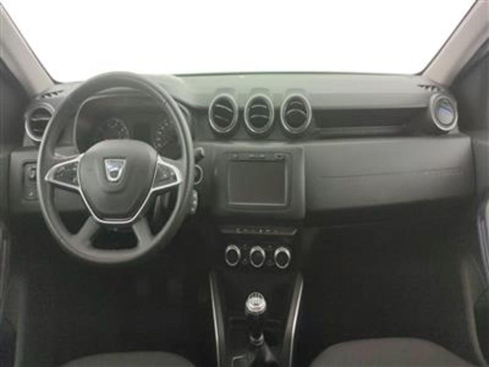 Dacia Duster usata a Bari (15)