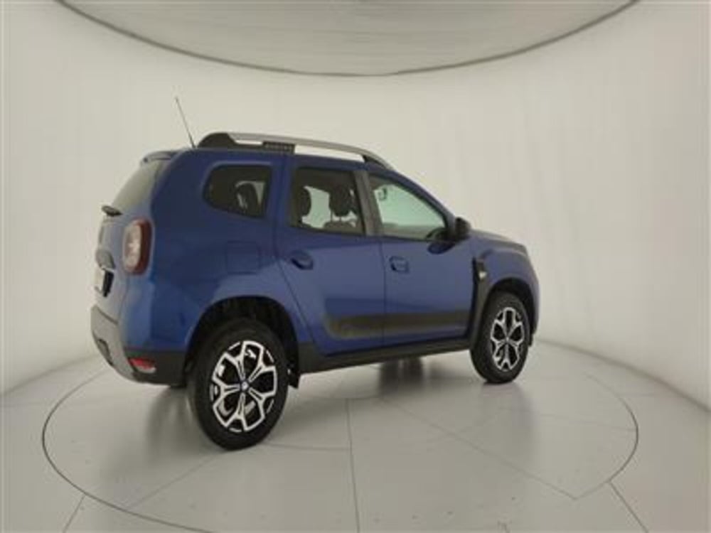 Dacia Duster usata a Bari (8)