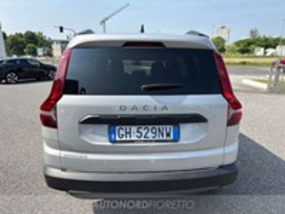 Dacia Jogger usata a Udine (5)