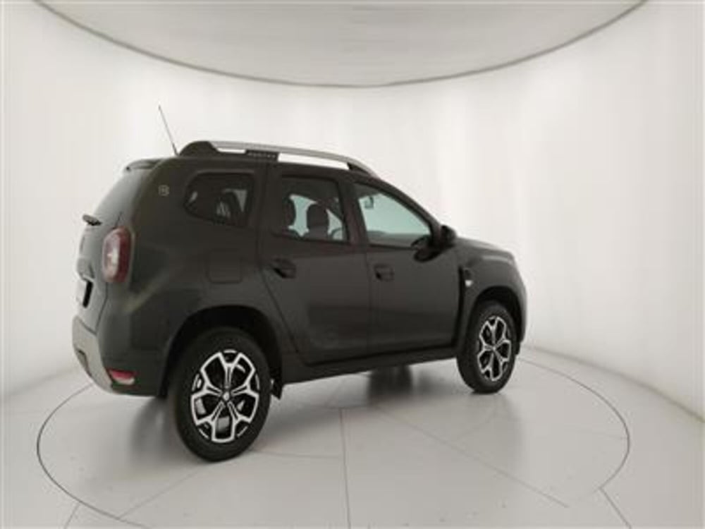 Dacia Duster usata a Bari (8)