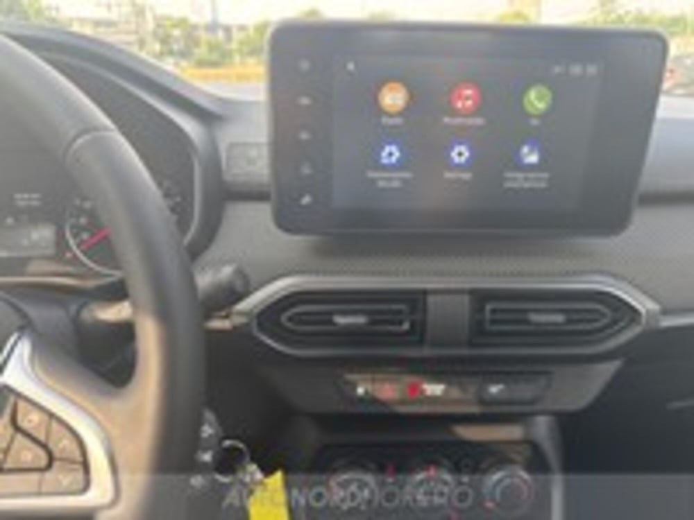Dacia Sandero usata a Udine (9)