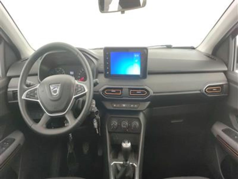 Dacia Sandero usata a Bari (15)
