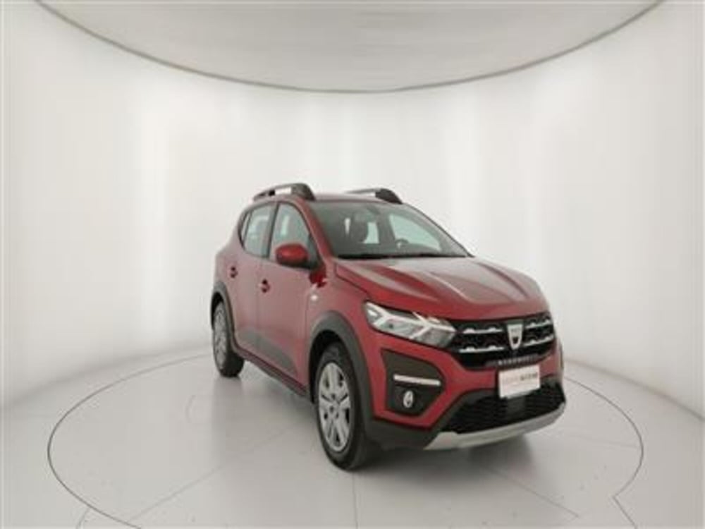 Dacia Sandero usata a Bari (11)