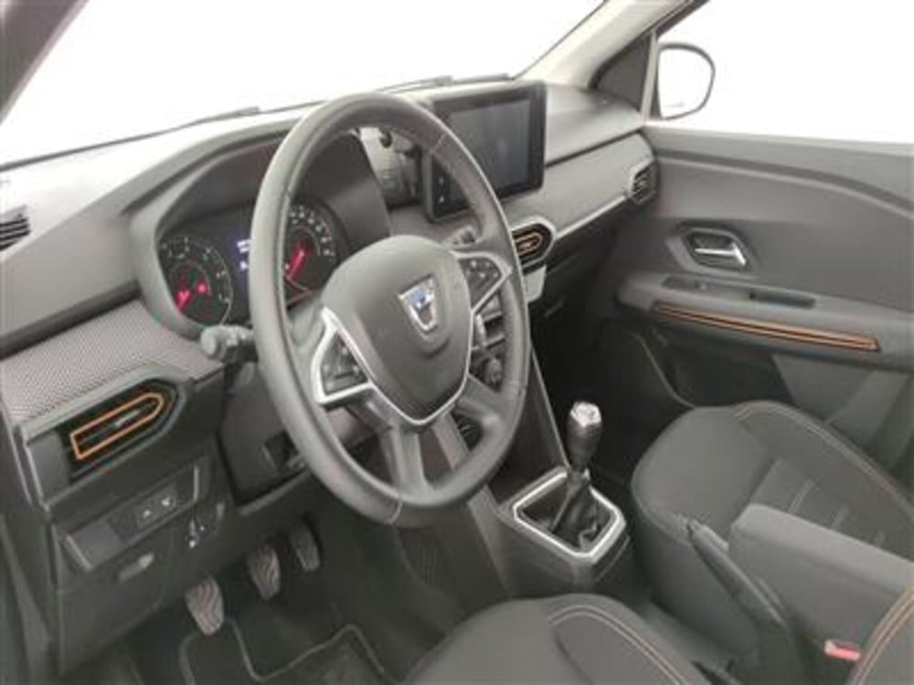 Dacia Sandero Stepway usata a Bari (14)