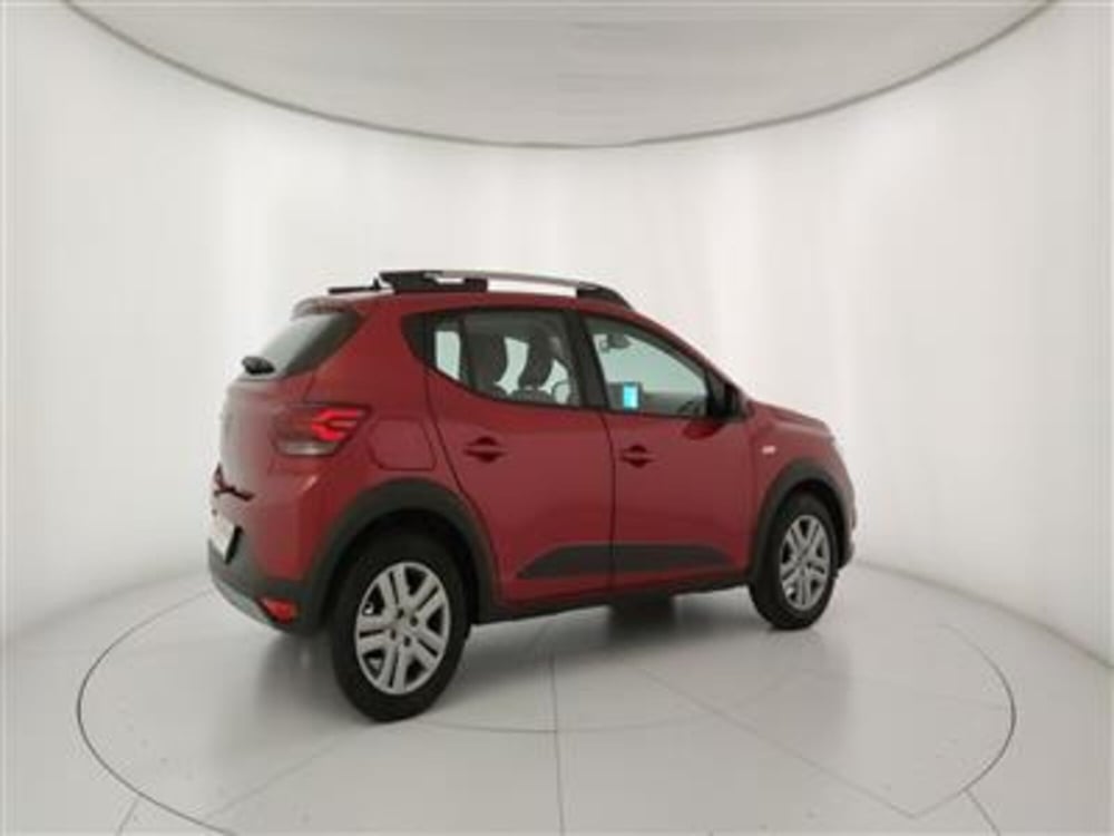 Dacia Sandero Stepway usata a Bari (8)