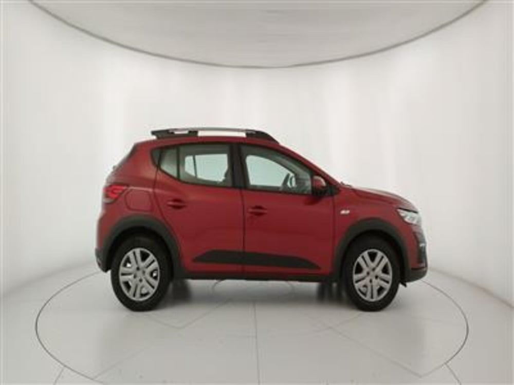 Dacia Sandero Stepway usata a Bari (9)