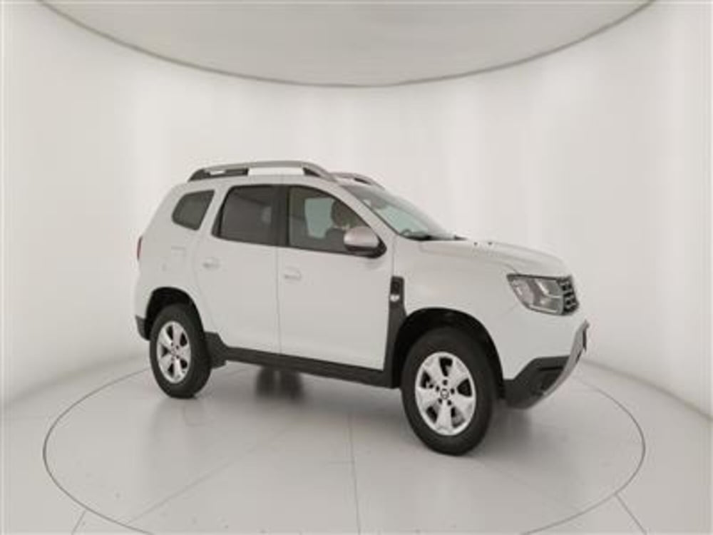 Dacia Duster usata a Bari (10)