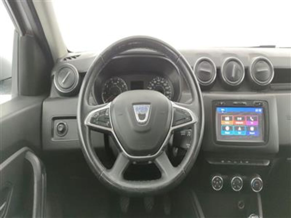 Dacia Duster usata a Bari (14)