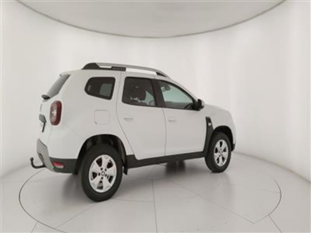 Dacia Duster usata a Bari (8)