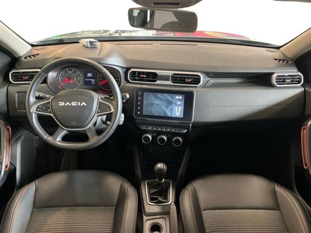 Dacia Duster usata a Como (9)