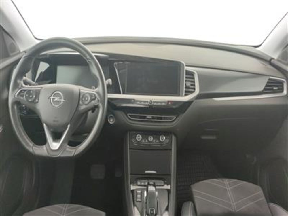 Opel Grandland usata a Bari (15)