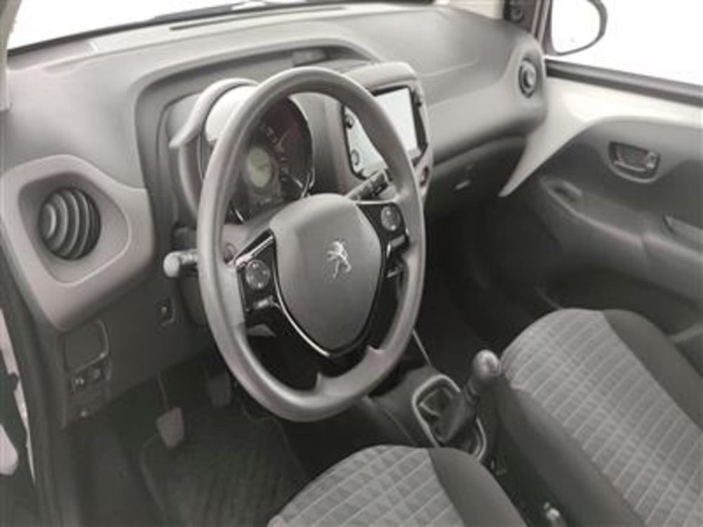Peugeot 108 usata a Bari (15)