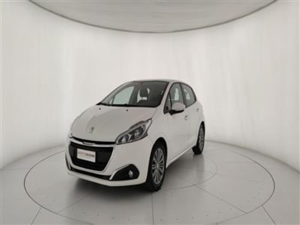 Peugeot 208 usata a Bari