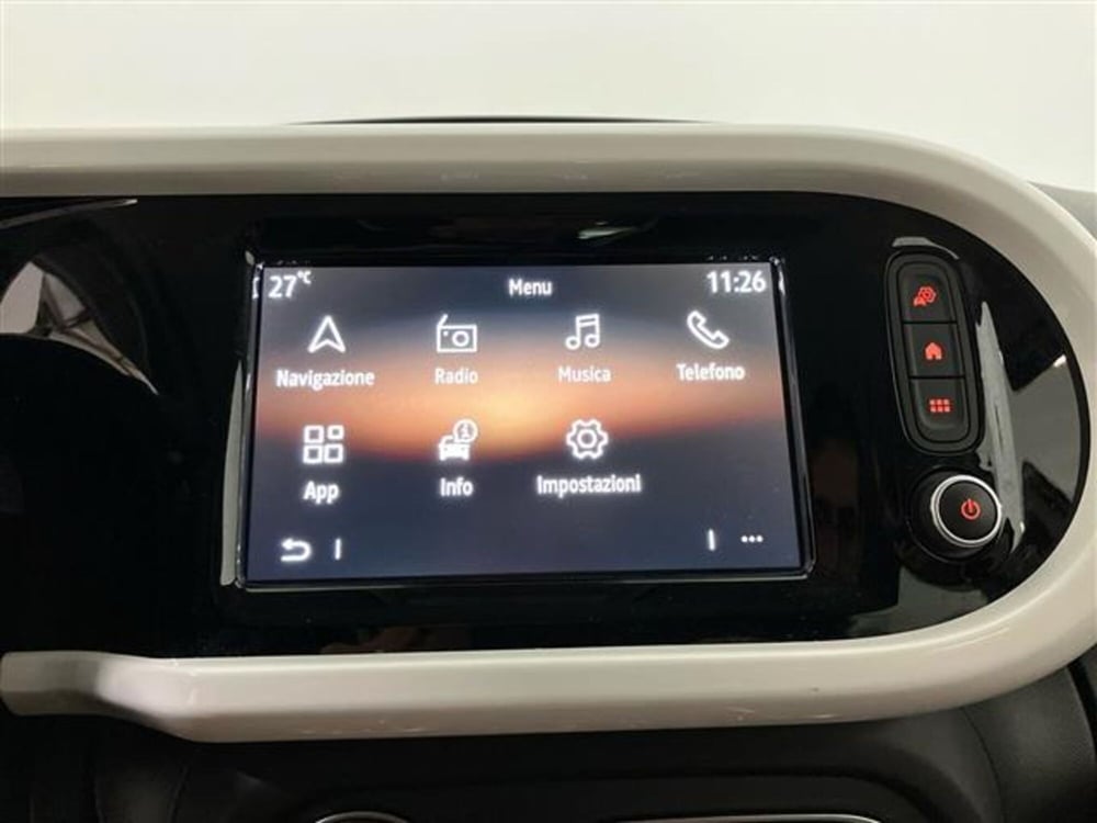 Renault Twingo usata a Como (13)
