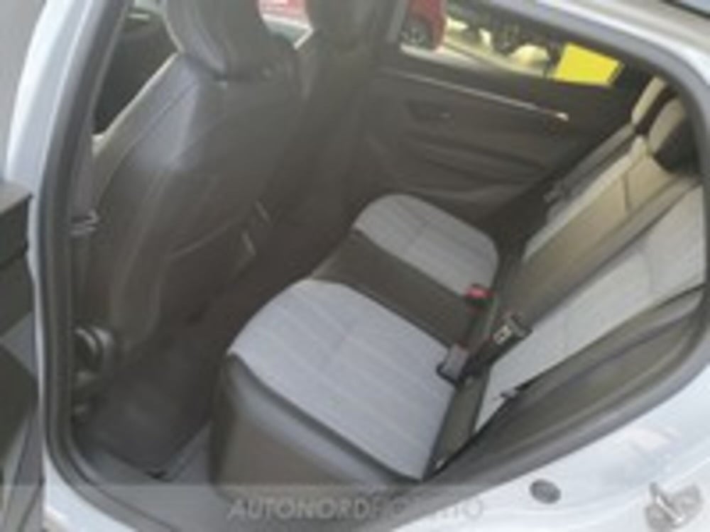 Renault Megane E-Tech Electric usata a Udine (12)