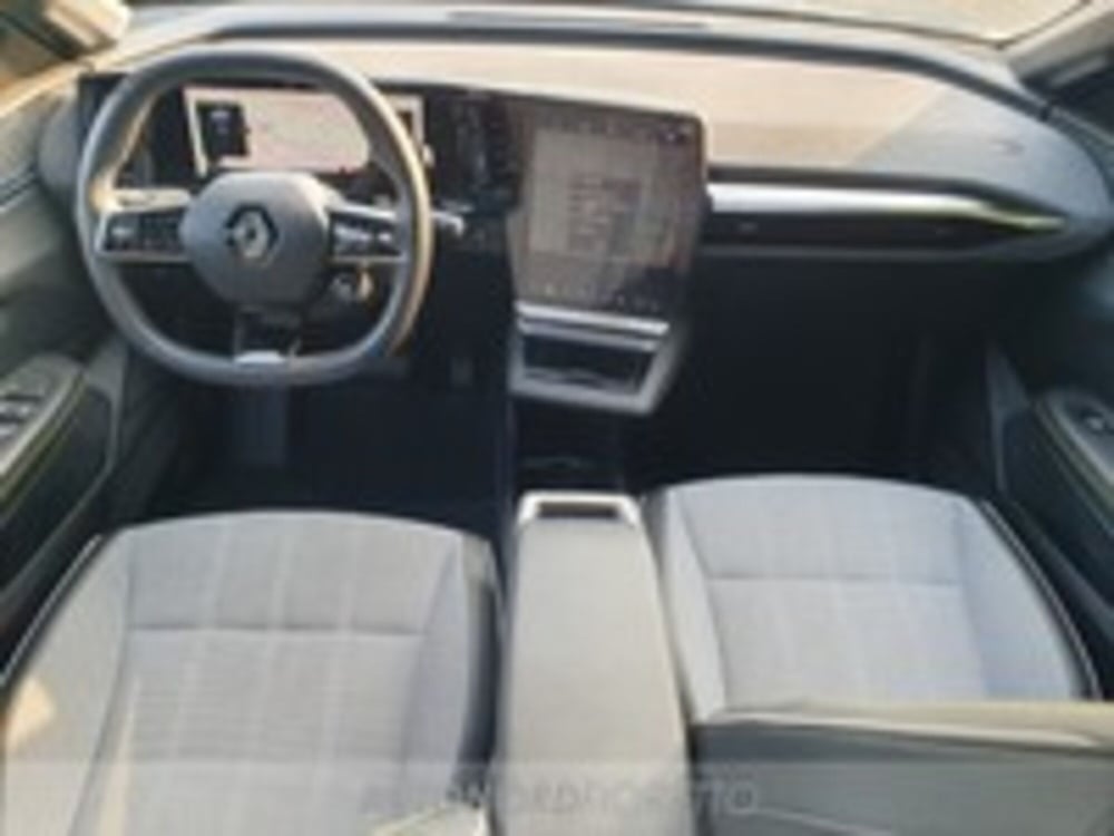 Renault Megane E-Tech Electric usata a Udine (13)