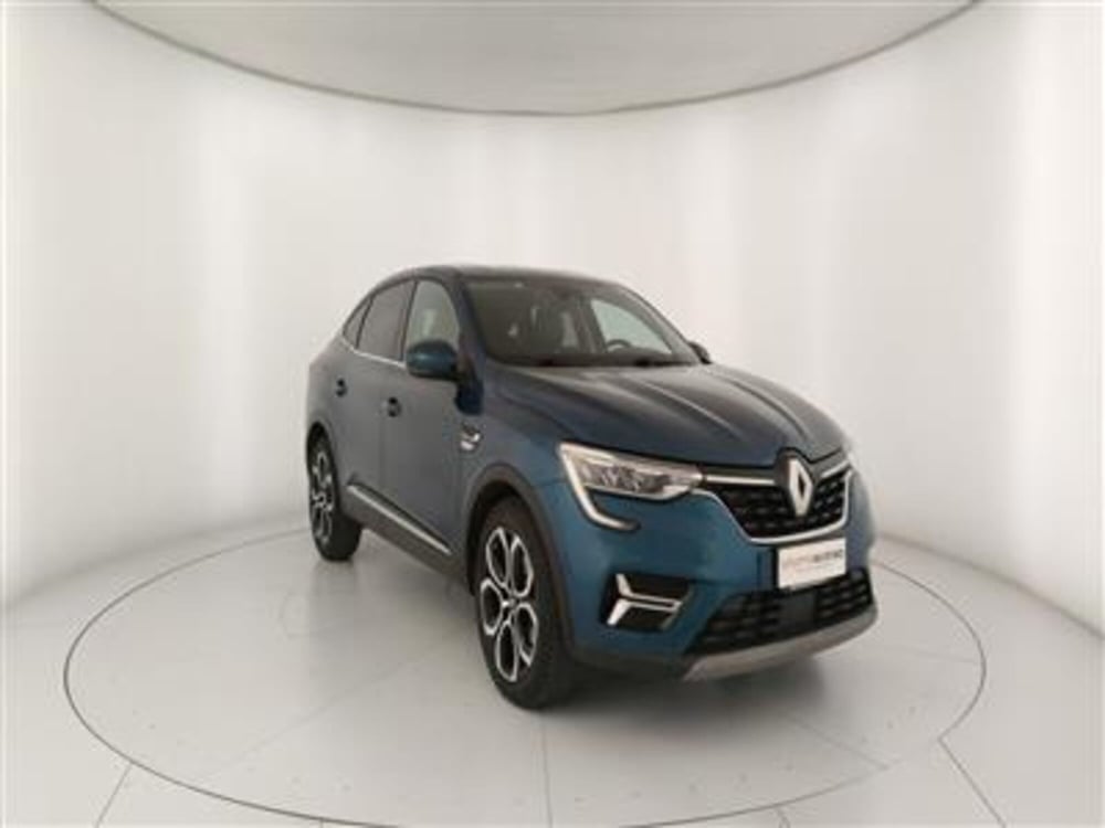 Renault Arkana usata a Bari (11)