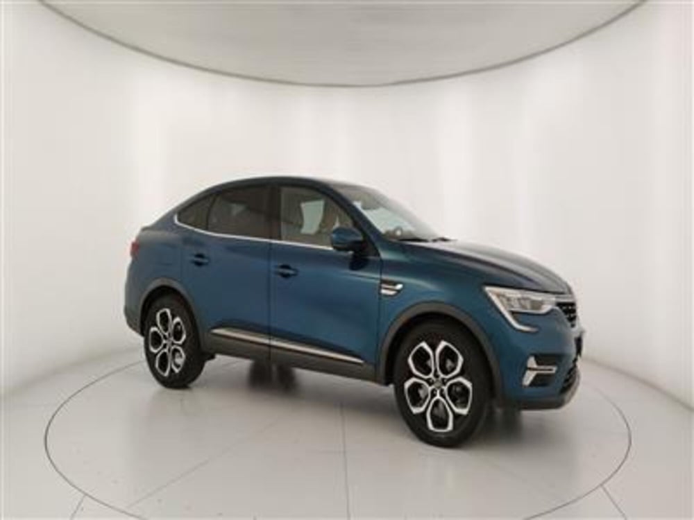 Renault Arkana usata a Bari (10)