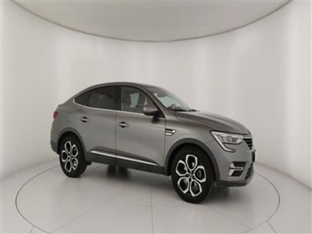 Renault Arkana usata a Bari (10)