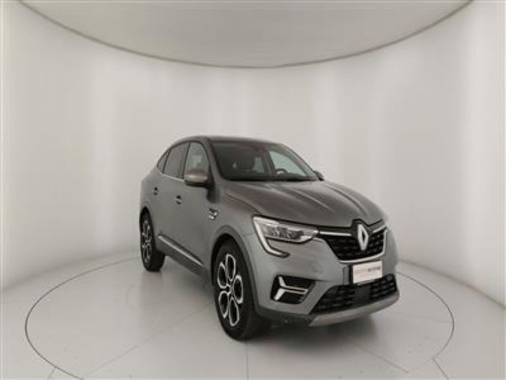 Renault Arkana usata a Bari (11)