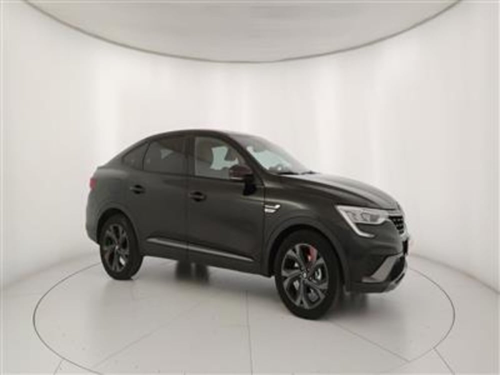 Renault Arkana usata a Bari (10)