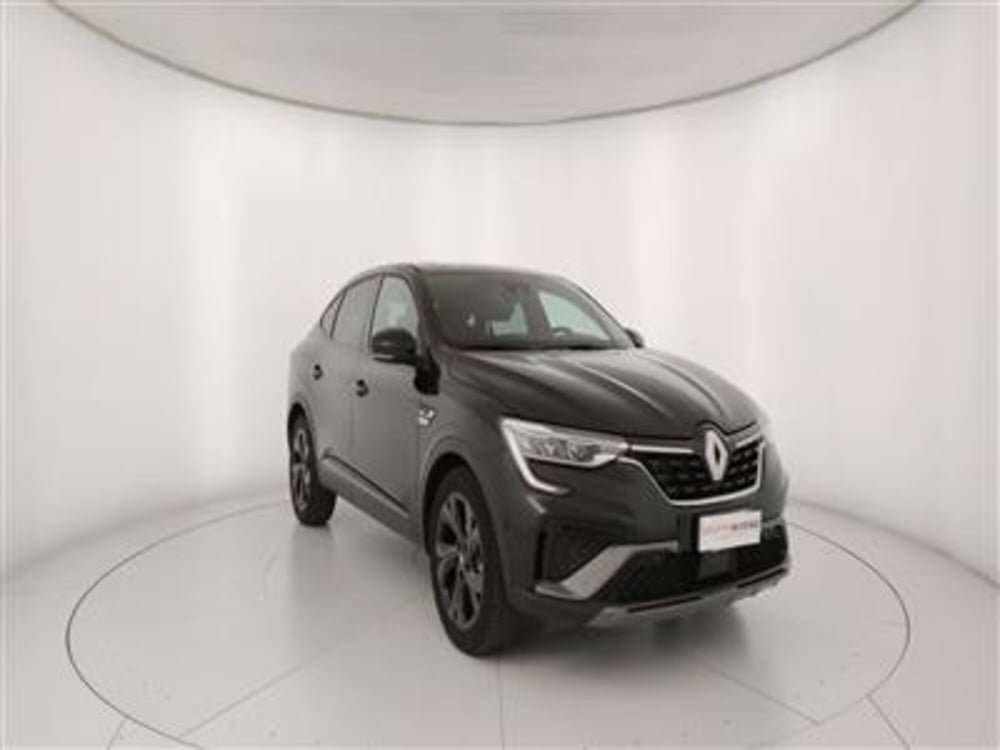 Renault Arkana usata a Bari (11)