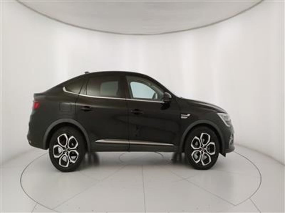 Renault Arkana usata a Bari (9)