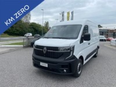 Renault Master Furgone T35 2.0 blue dci 130cv L2H2 nuova a Reana del Rojale