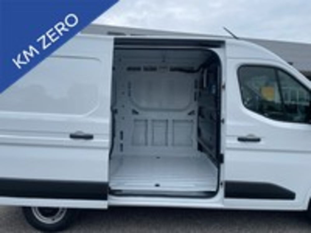 Renault Master Furgone nuova a Udine (6)