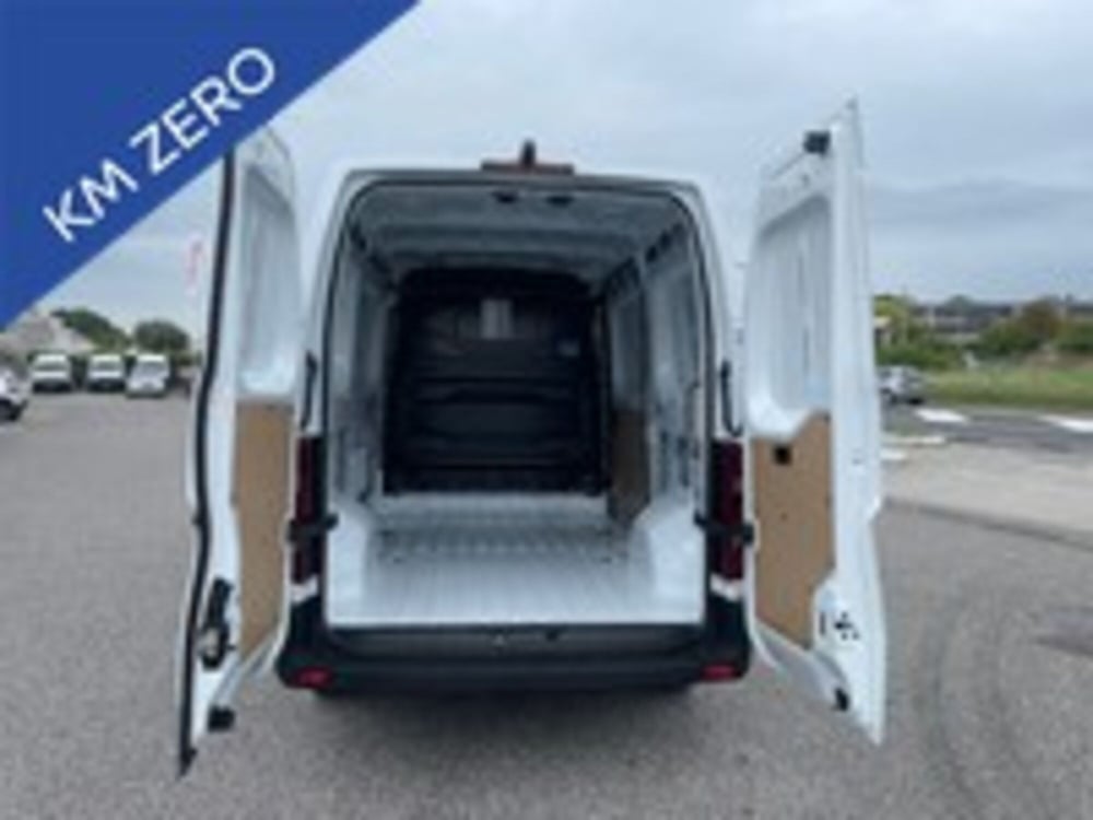 Renault Master Furgone nuova a Udine (8)