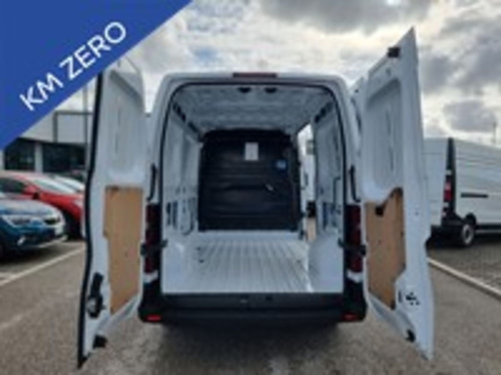 Renault Master Furgone nuova a Udine (10)