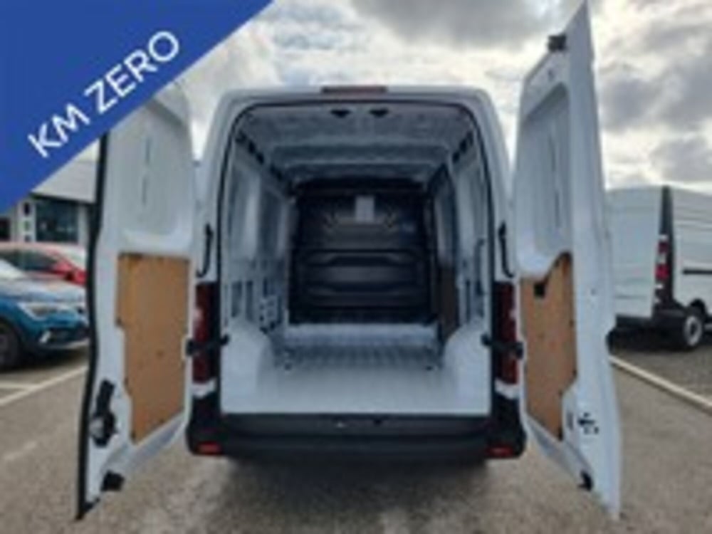 Renault Master Furgone nuova a Udine (9)