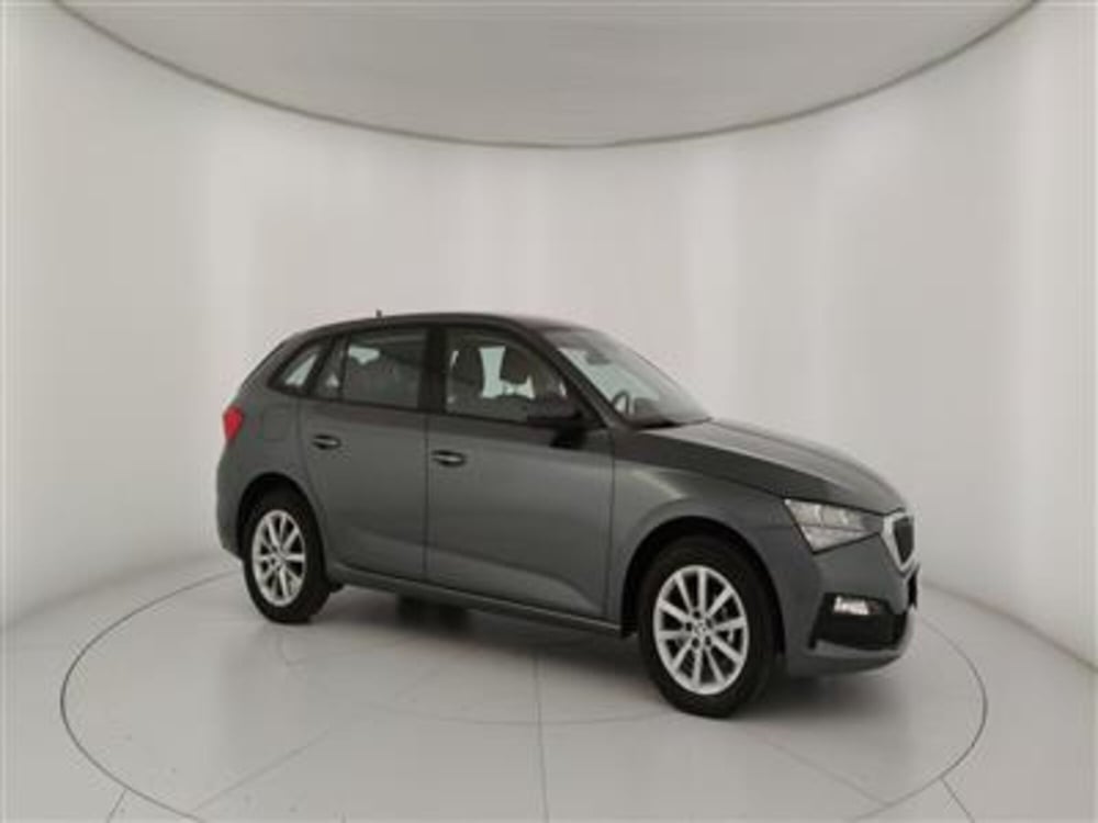 Skoda Scala usata a Bari (10)