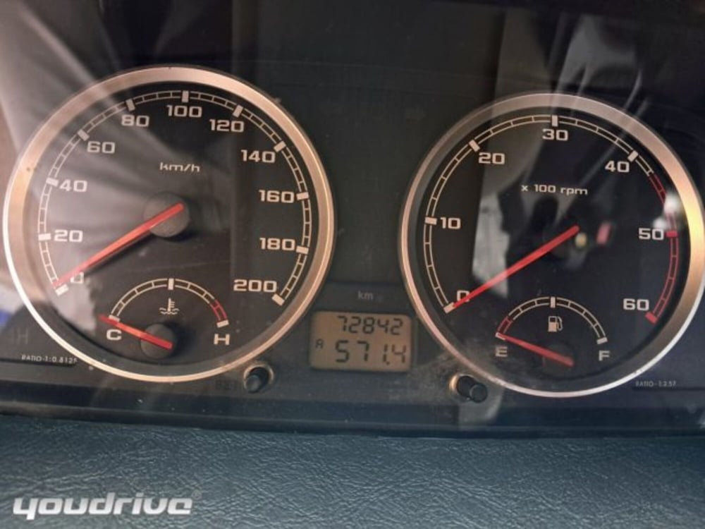 Tata Xenon usata a Napoli (10)