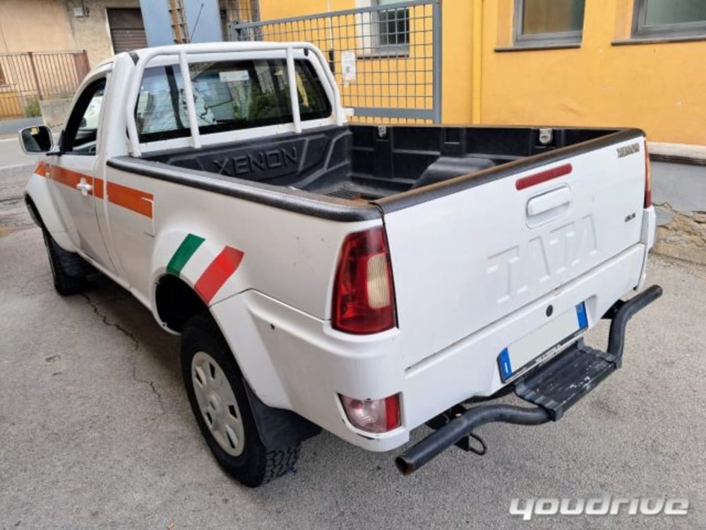 Tata Xenon usata a Napoli (3)