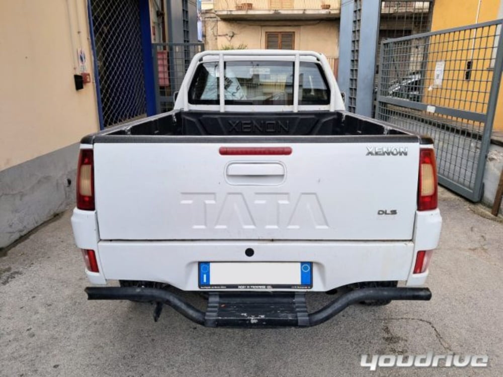 Tata Xenon usata a Napoli (4)