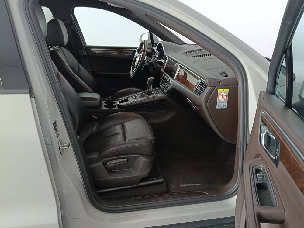 Porsche Macan usata a Ascoli Piceno (12)
