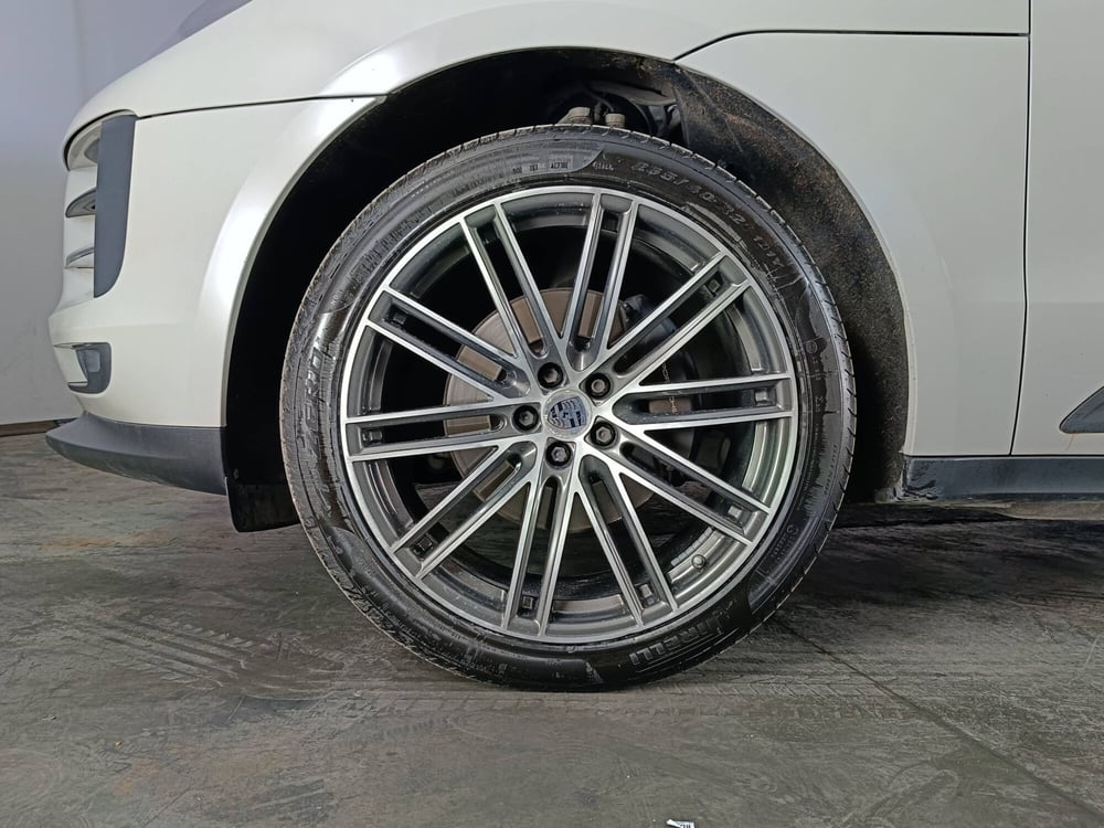 Porsche Macan usata a Ascoli Piceno (7)