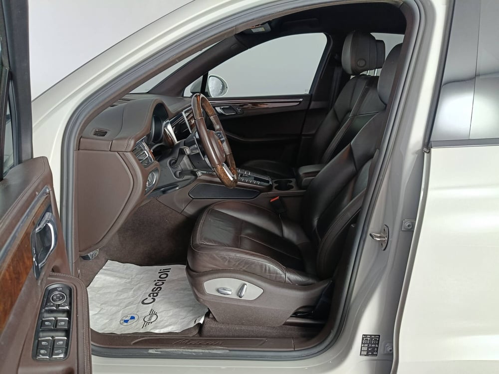 Porsche Macan usata a Ascoli Piceno (9)