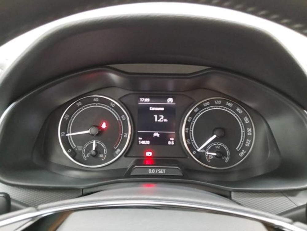 Skoda Kamiq usata a Como (12)