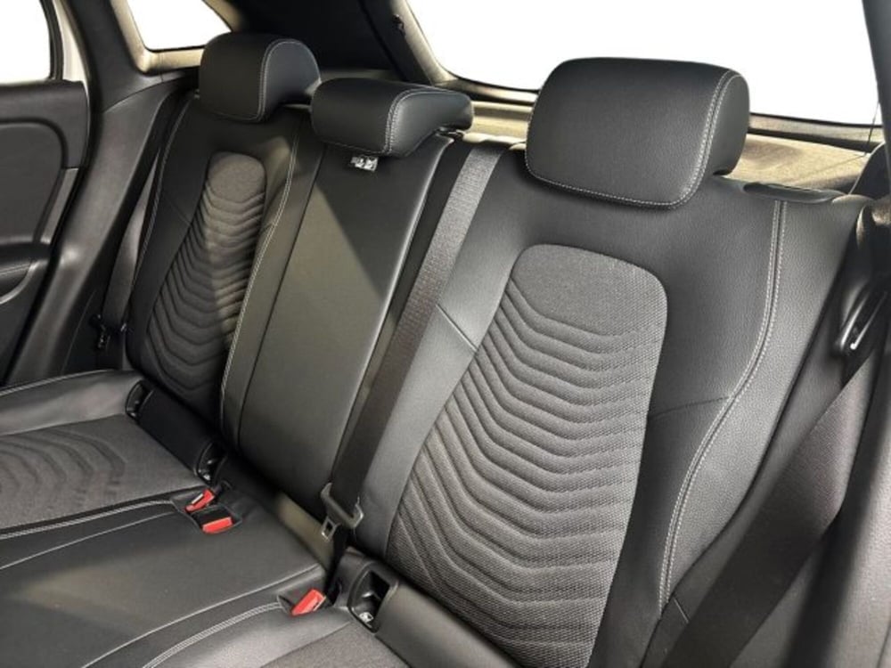 Mercedes-Benz GLA SUV usata a Bologna (16)