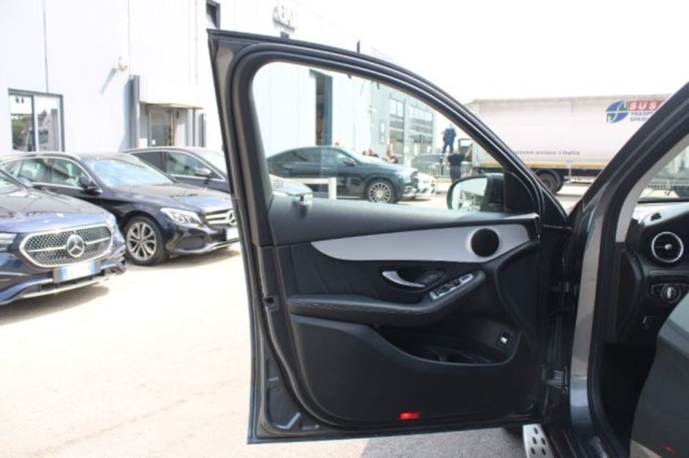 Mercedes-Benz GLC SUV usata a Lecce (11)
