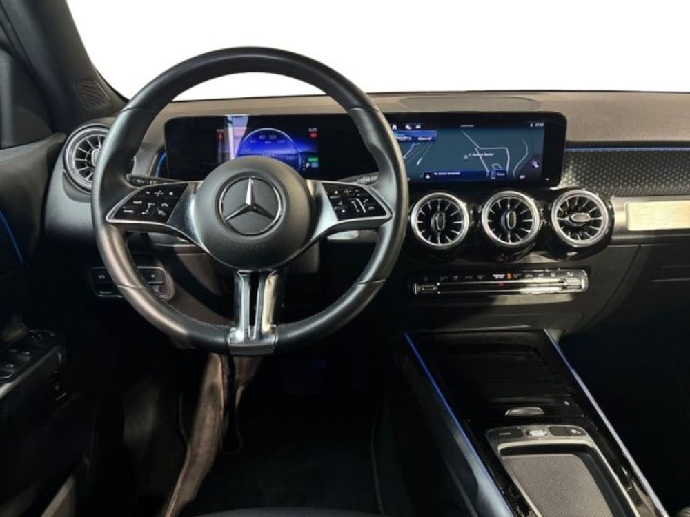 Mercedes-Benz EQB usata a Bologna (11)