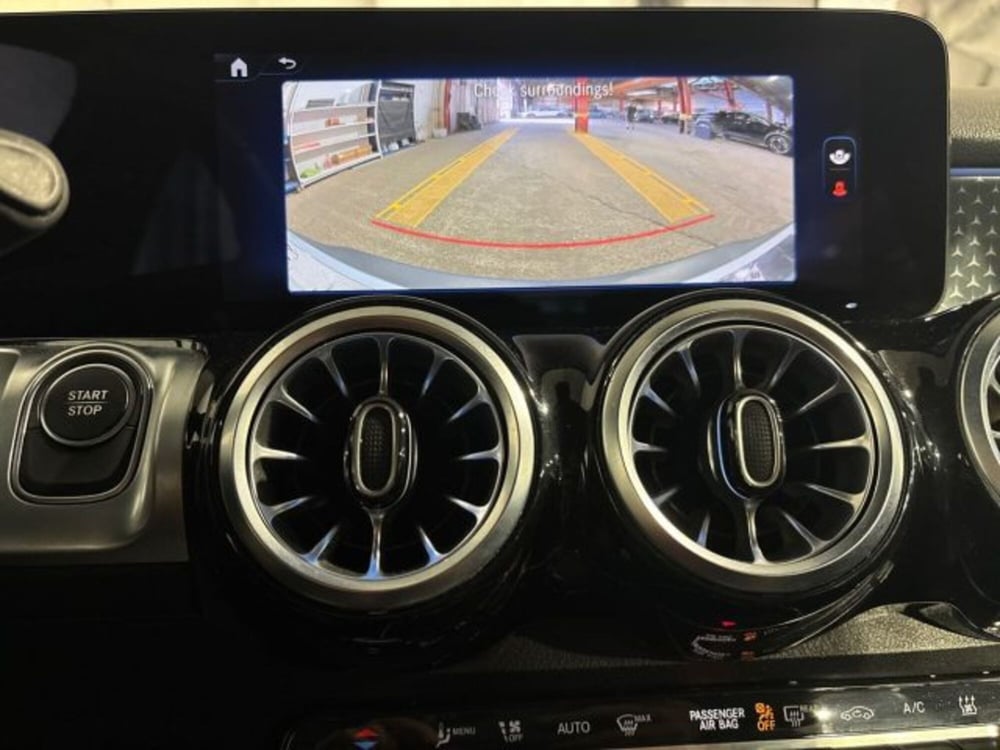 Mercedes-Benz EQB usata a Bologna (12)