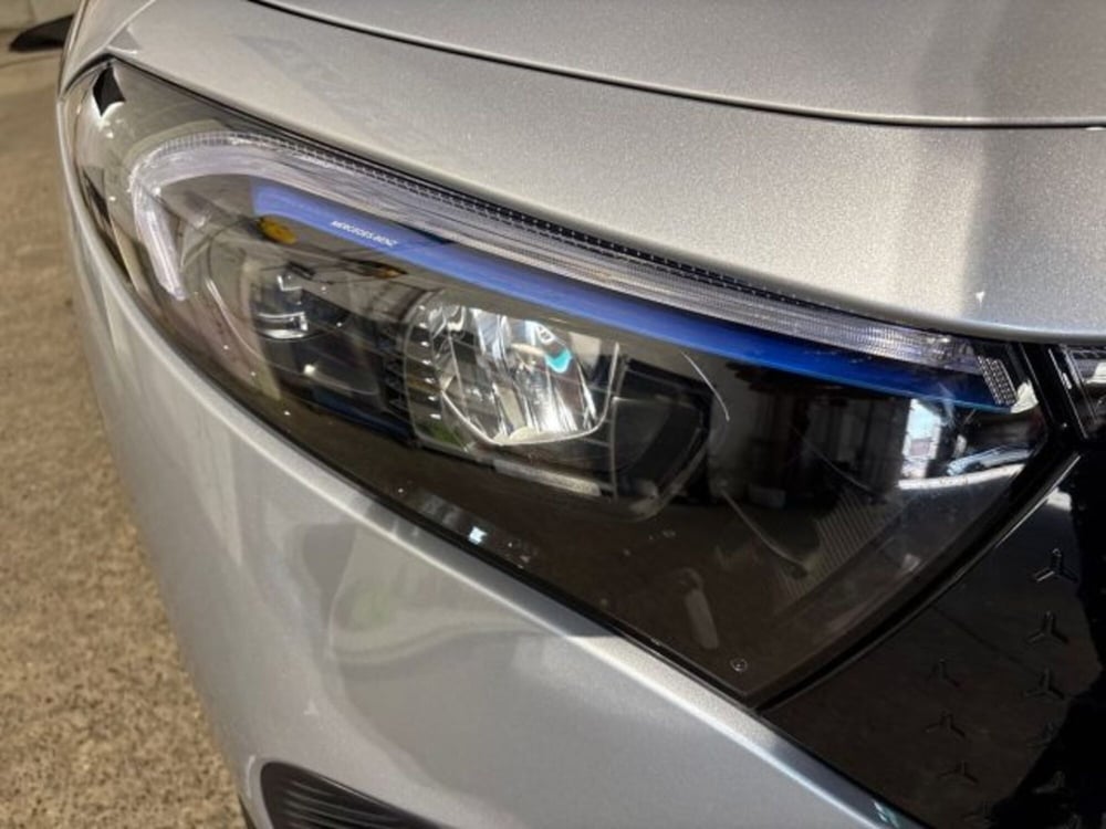 Mercedes-Benz EQB usata a Bologna (7)